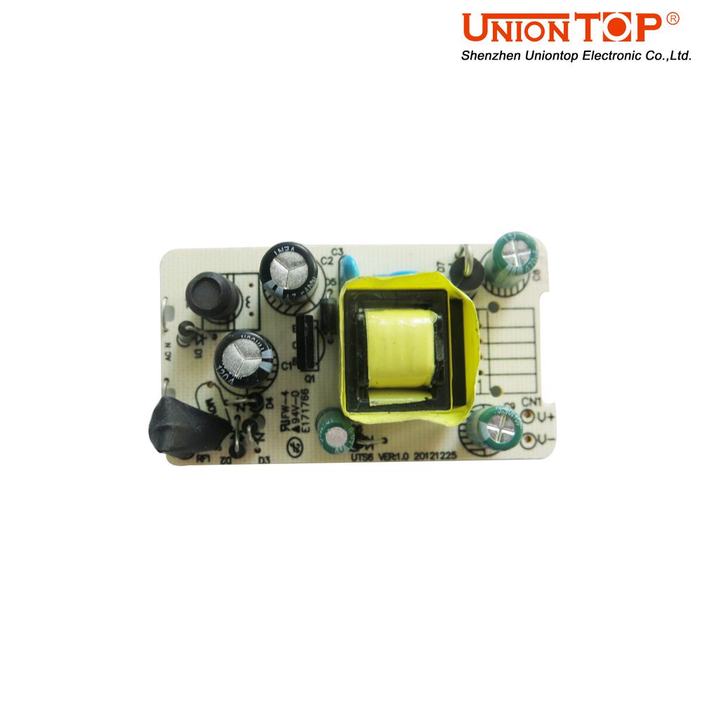 UT06-欧规12V0.5A插墙式电源适配器