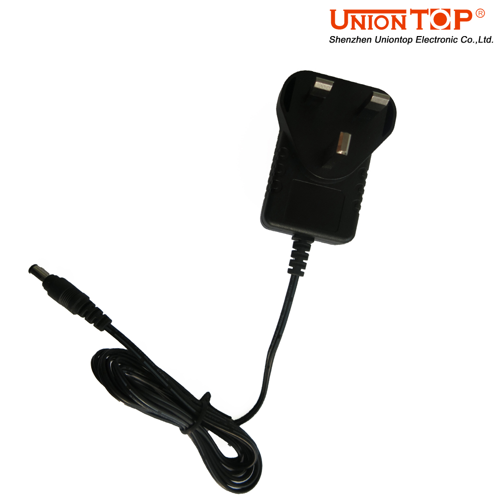 UT15-英规12V1.25A插墙式电源适配器