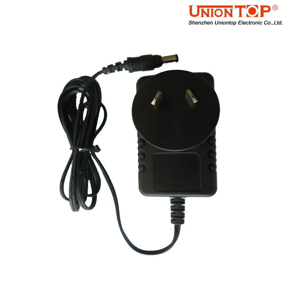 UT15-澳规12V1.25A插墙式电源适配器