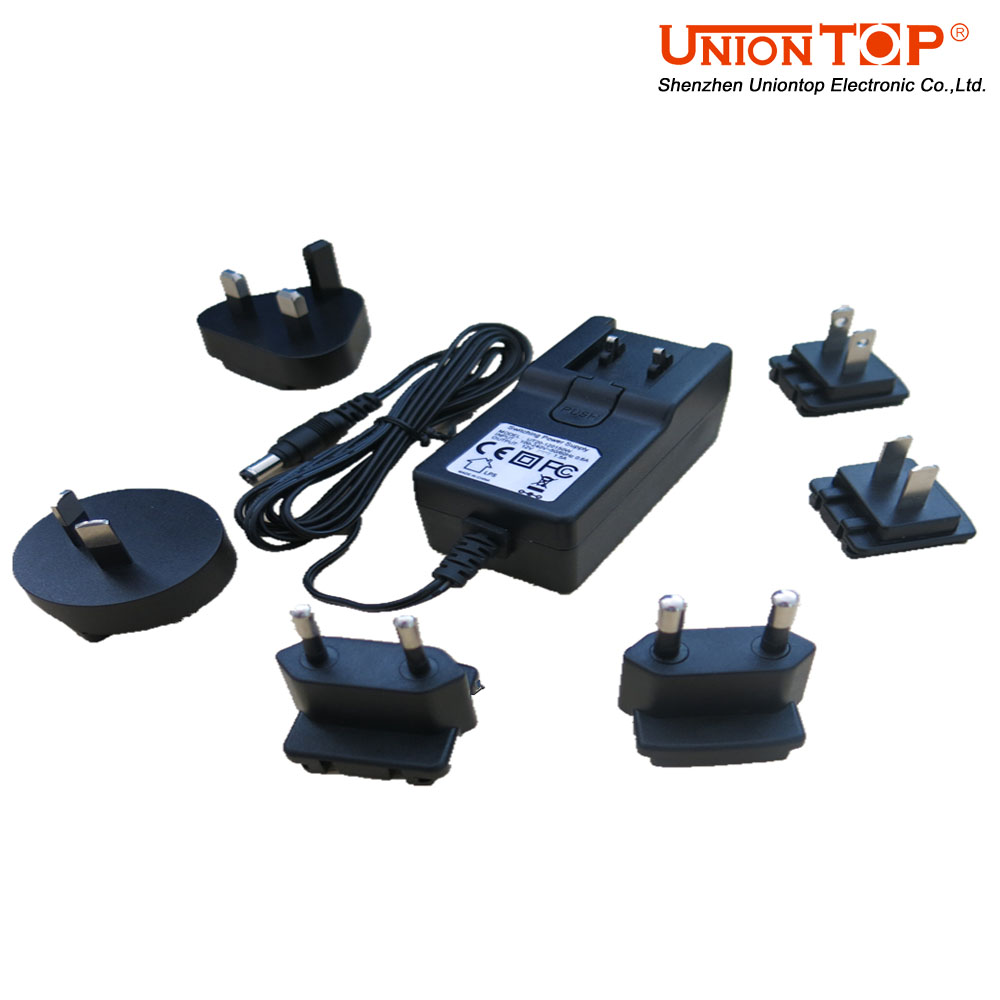 UT20-24V0.63A多转换头电源适配器